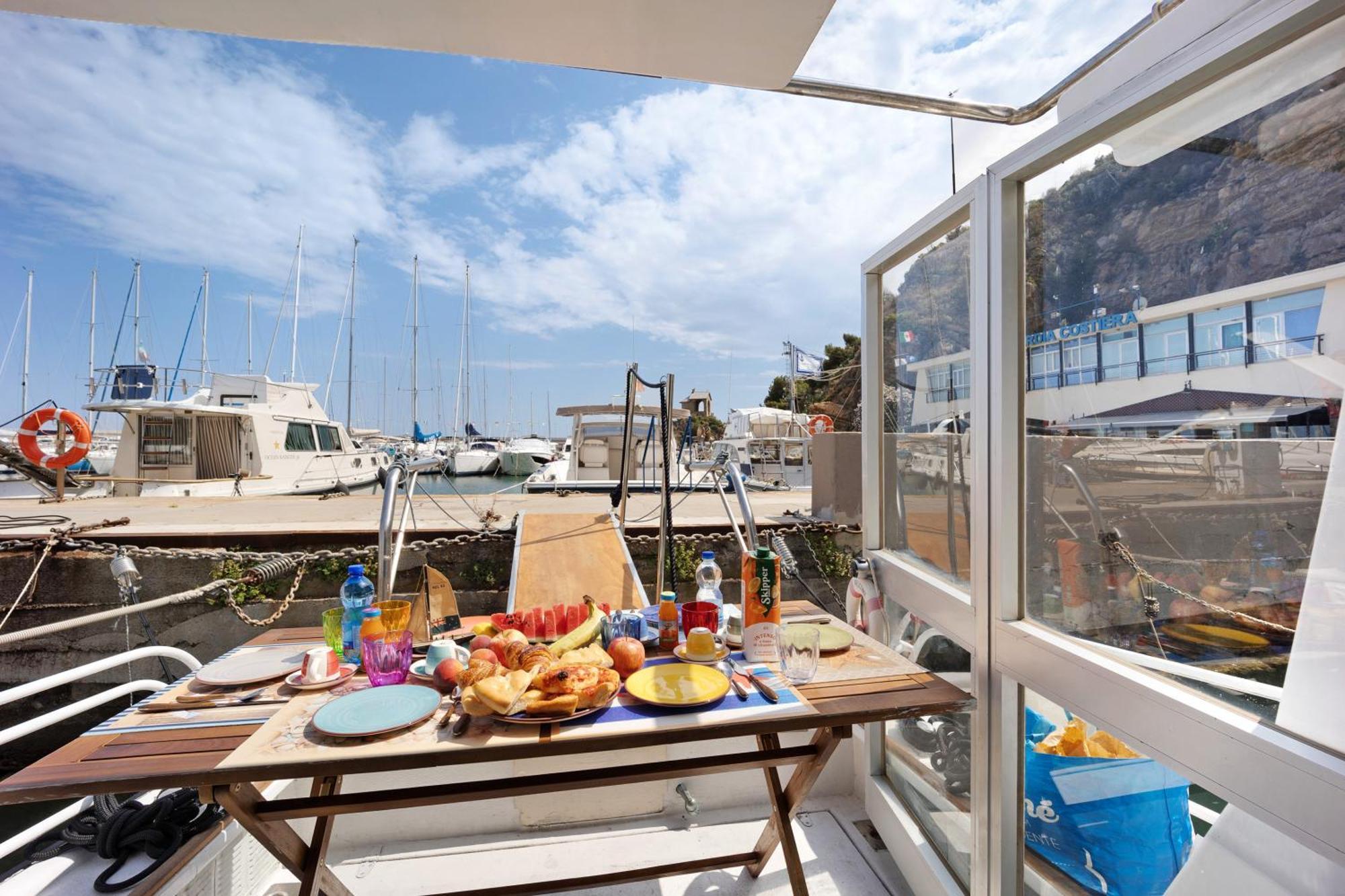 Aloha Jak'S Boat Alassio Zewnętrze zdjęcie